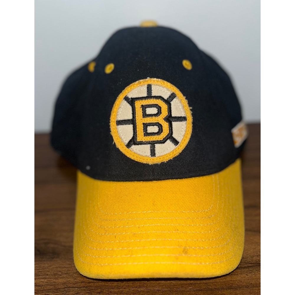 CCM Boston Bruins Hat Vintage NHL Hockey Logo Black Yellow Fitted Cap OSFM
